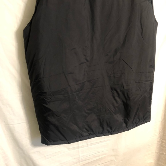 ASOS Puffy Vest - Picture 2 of 9